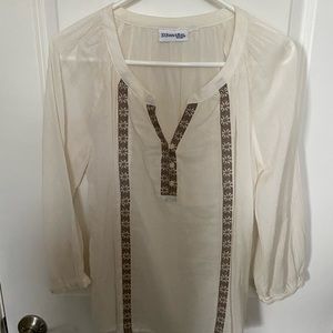 Sassy Cotton/Blend Top. Perfect for any causal occasion. Size Medium. Perfect ♥️